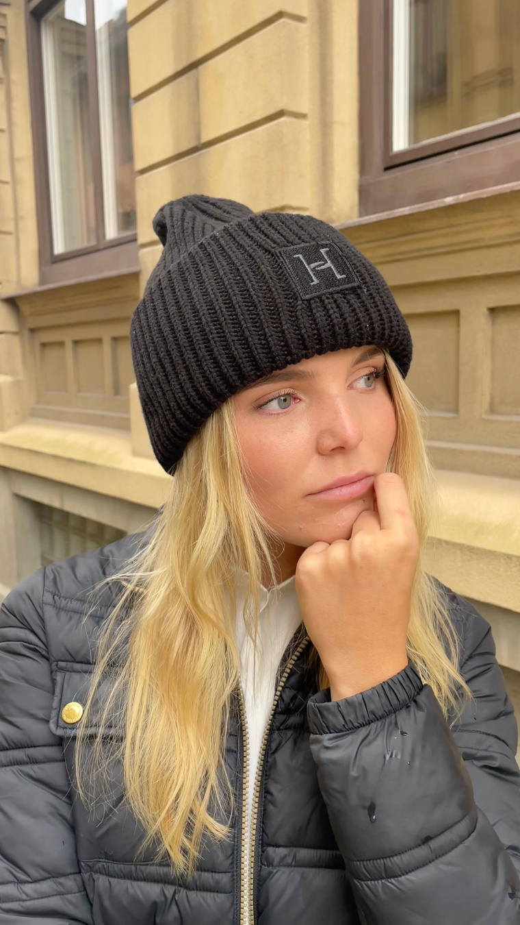 Beanie - Black - Hermine Hold